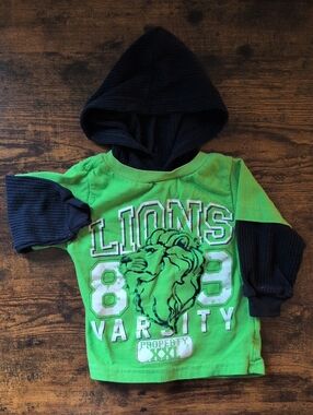 🎨 1$ Play Condition Little rebels Green Hooded 'Lions' Varsity Sweatshirt 12M